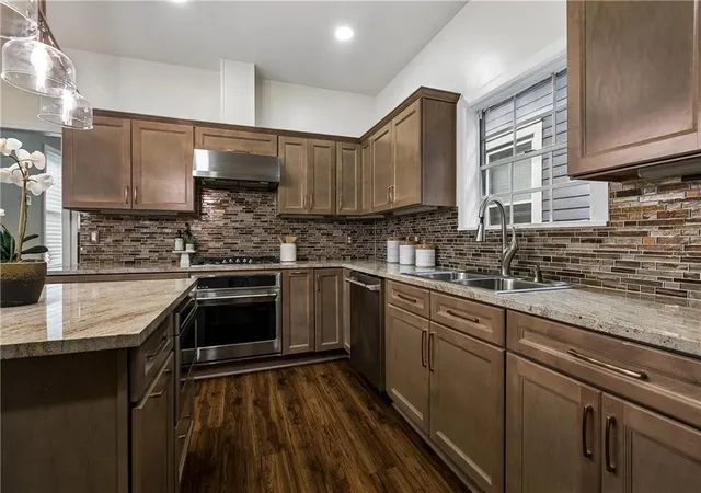 Photo 3 of Single family home for sale at 3020 Burdette St, New Orleans, LA 70125 | MLS# 2554493 | Listing updated on 2026-08-06
