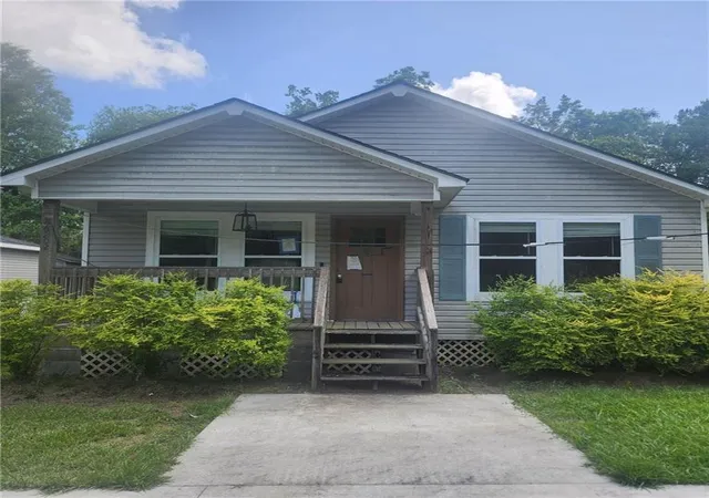 Photo 2 of Single family home for sale at 26202 E Beech St, Lacombe, LA 70445 | MLS# 2554771 | Listing updated on 2026-08-17