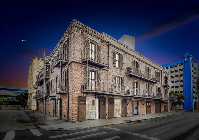 Photo 1 of Condo for sale at 900 S Peters St #3, New Orleans, LA 70130 | MLS# 2554538 | Listing updated on 2026-08-20