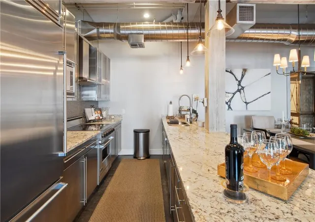 Photo 3 of Condo for sale at 900 S Peters St #3, New Orleans, LA 70130 | MLS# 2554538 | Listing updated on 2026-08-20