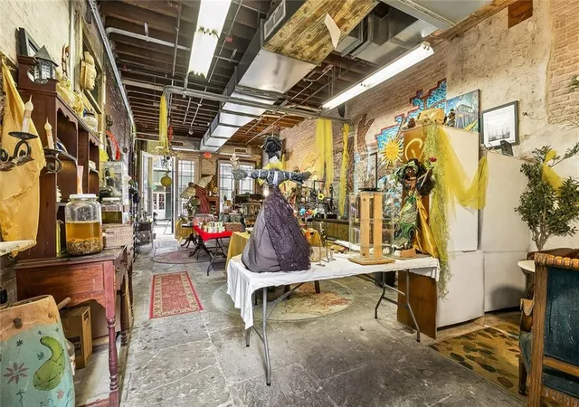 Listing Photo 4 - Condo for sale in building located at 1224 Decatur St, New Orleans, LA 70116