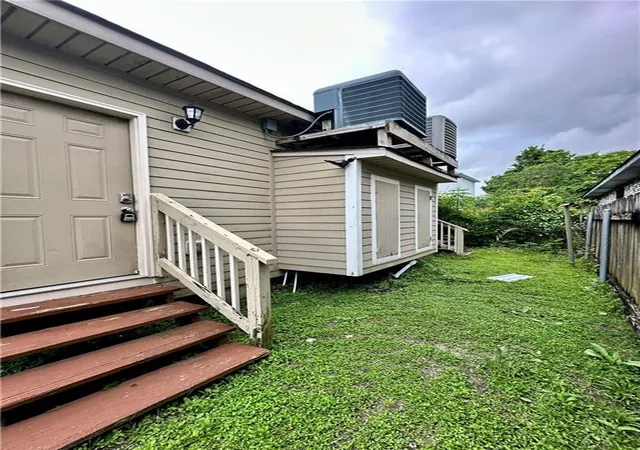 Photo 3 of Sale Pending at 9107 09 Pritchard Pl, New Orleans, LA 70118 | MLS# 2556065 | Listing updated on 2026-08-22