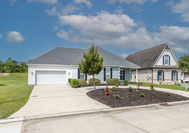 2nd image of 321 Cypress Lakes Dr, Slidell, LA 70458 | MLS# 2555999