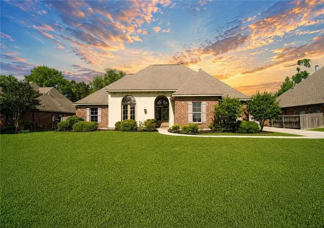 Photo 1 of Single family home for sale at 443 Clayton Ct, Slidell, LA 70461 | MLS# 2556259 | Listing updated on 2026-08-14