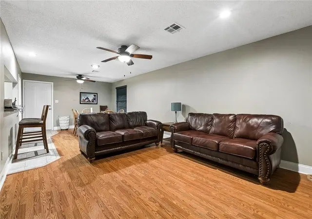 4th image of 1901 Eagle St, Chalmette, LA 70043 | MLS# 2556271