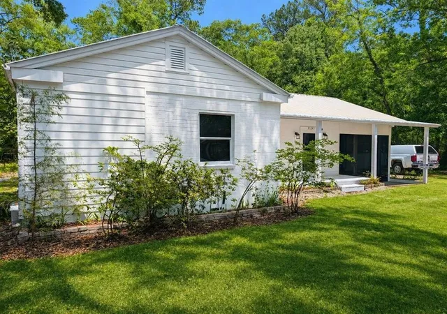 Photo 2 of Single family home for sale at 35283 Fleetwood Dr, Slidell, LA 70460 | MLS# 2556098 | Listing updated on 2026-08-11