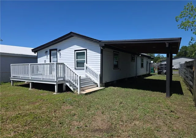 Photo 4 of Sale Pending at 216 8th Street, Bridge City, LA 70094 | MLS# 2556674 | Listing updated on 2026-08-24