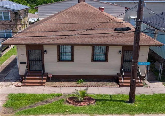 Photo 3 of Multi family home for sale at 1811 13 Aubry St, New Orleans, LA 70116 | MLS# 2556660 | Listing updated on 2026-08-18