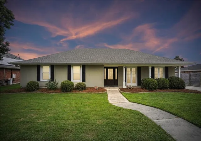 36th image of 10 Glacier St, Kenner, LA 70065 | MLS# 2556770