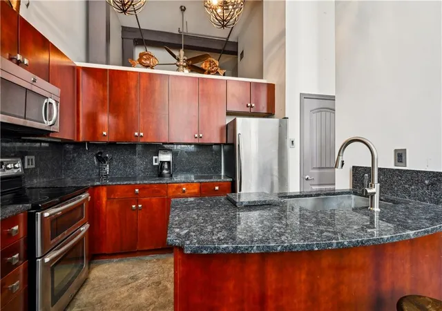 Photo 4 of Condo for sale at 920 Poeyfarre St #109, New Orleans, LA 70130 | MLS# 2557169 | Listing updated on 2026-08-17