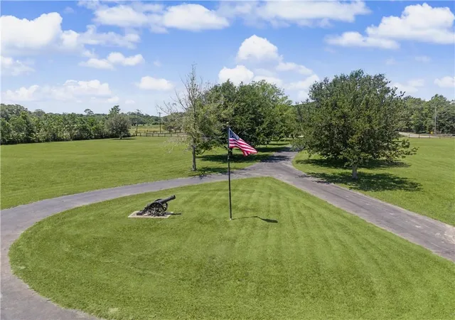 Photo 3 of Single family home for sale at 50156 Turnpike Rd, Folsom, LA 70437 | MLS# 2557141 | Listing updated on 2026-08-24