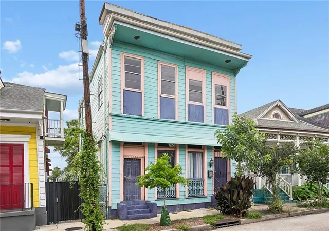 Photo 1 of Multi family home for sale at 2019 N 21 Rampart St, New Orleans, LA 70116 | MLS# 2557535 | Listing updated on 2026-08-19