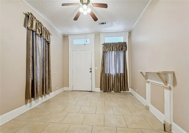 Listing Photo 5 - Condo for sale in building located at 2019 N 21 Rampart St, New Orleans, LA 70116