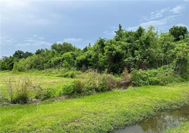 Photo 1 of Sale Pending at S Kenner Ave, Waggaman, LA 70094 | MLS# 2557709 | Listing updated on 2026-08-17