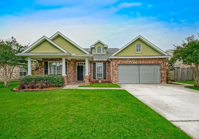 Photo 1 of Single family home for sale at 1122 Rebecca Reid Dr, Slidell, LA 70461 | MLS# 2557715 | Listing updated on 2026-08-18