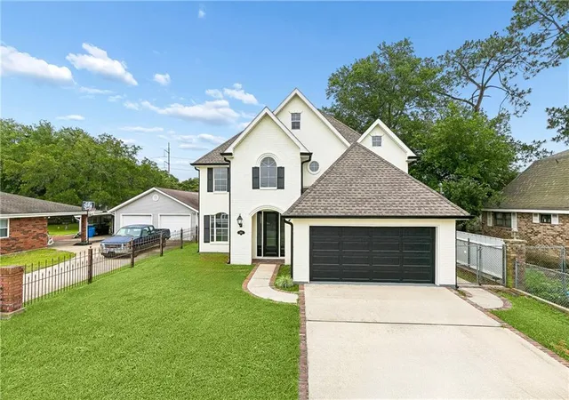 2nd image of 2819 Delille St, Chalmette, LA 70043 | MLS# 2557167