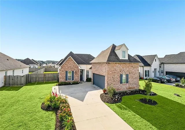 Photo 1 of Single family home for sale at 1517 Audubon Pkwy, Madisonville, LA 70447 | MLS# 2557594 | Listing updated on 2026-08-06