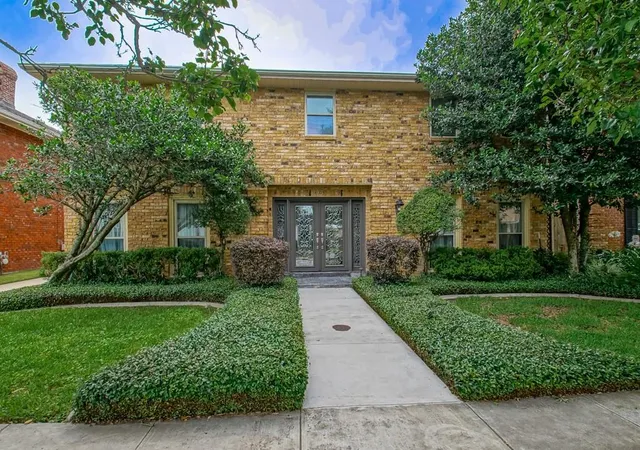 Photo 1 of Single family home for sale at 4705 Marseilles Pl, Metairie, LA 70002 | MLS# 2557610 | Listing updated on 2026-08-22