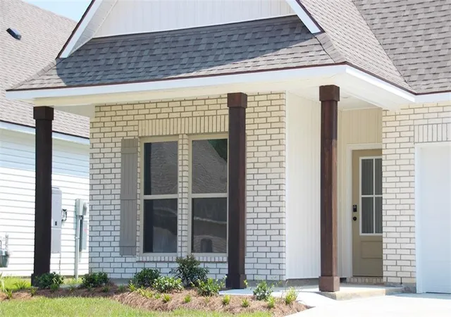 Photo 2 of Single family home for sale at 30305 Lancaster Ct, Lacombe, LA 70445 | MLS# 2558010 | Listing updated on 2026-08-06