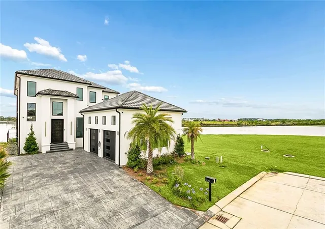Photo 2 of Single family home for sale at 3073 Marina Villa N, Slidell, LA 70461 | MLS# 2557785 | Listing updated on 2026-08-19