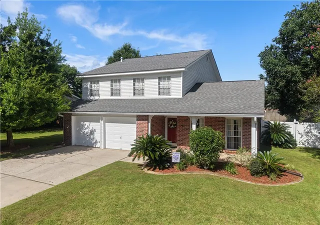 Photo 1 of Single family home for sale at 3109 E Meadow Lake Dr, Slidell, LA 70461 | MLS# 2558133 | Listing updated on 2026-08-19