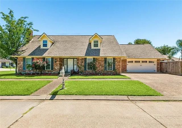 1st image of 1400 Butternut Ave, Metairie, LA 70001 | MLS# 2558260