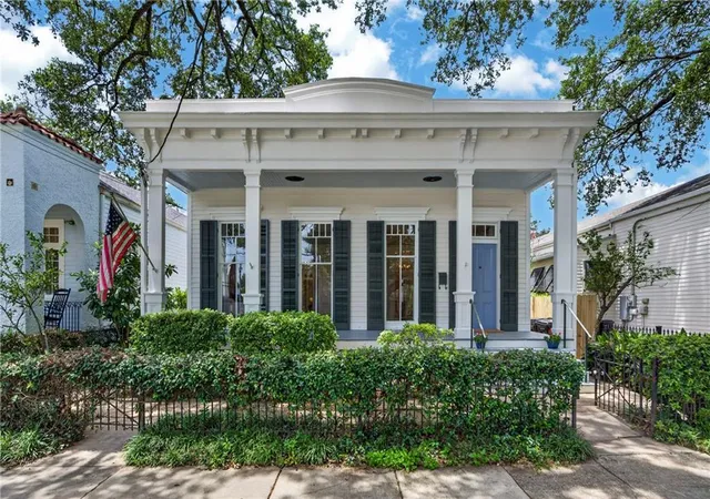 Photo 1 of Single family home for sale at 1106 Napoleon Ave, New Orleans, LA 70115 | MLS# 2558348 | Listing updated on 2026-08-22