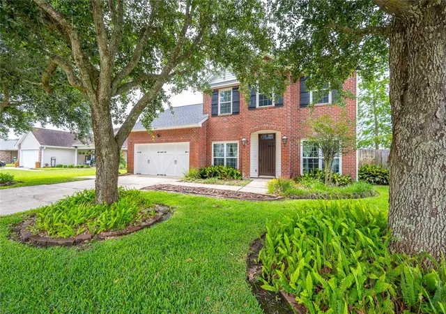 Photo 1 of Sale Pending at 1015 Sterling Oaks Blvd, Slidell, LA 70461 | MLS# 2558343 | Listing updated on 2026-08-18