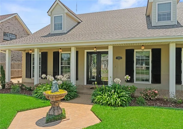 2nd image of 3209 Delille St, Chalmette, LA 70043 | MLS# 2558469