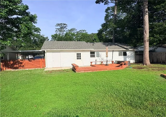 Photo 4 of Single family home for sale at 320 Forest Loop, Mandeville, LA 70471 | MLS# 2558272 | Listing updated on 2026-08-06