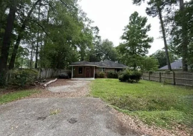 Photo 3 of Sale Pending at 2550 Caroline St, Mandeville, LA 70448 | MLS# 2559114 | Listing updated on 2026-08-11