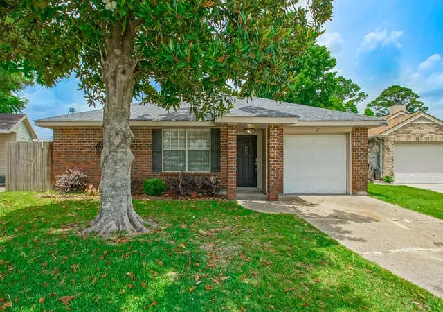Photo 1 of Single family home for sale at 2 Nimitz Ct, Harahan, LA 70123 | MLS# 2559192 | Listing updated on 2026-08-09