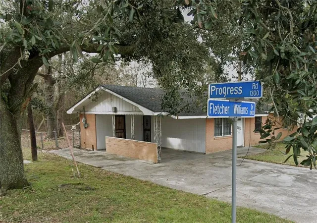 Photo 4 of Single family home for sale at 1330 Progress Rd, Baton Rouge, LA 70807 | MLS# 2559360 | Listing updated on 2026-08-09