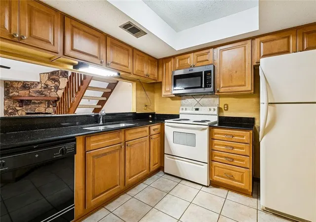 3rd image of 1016 Saint Julien Dr #102, Kenner, LA 70065 | MLS# 2558844