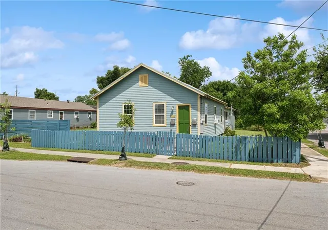 18th image of 1203 Delery St, New Orleans, LA 70117 | MLS# 2559418