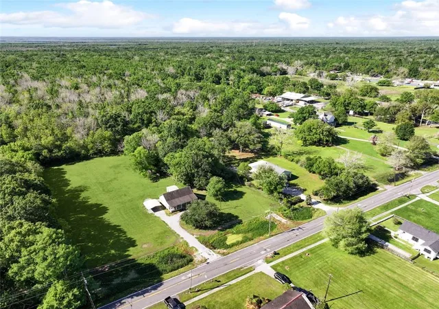 3rd image of 1558 Bayou Rd, St Bernard, LA 70085 | MLS# 2559369