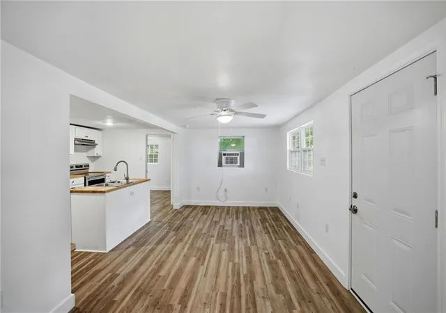 Photo 2 of Single family home for sale at 38515 Dickerson Ln, Ponchatoula, LA 70454 | MLS# 2559409 | Listing updated on 2026-08-18