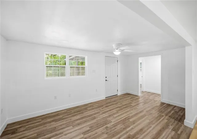Photo 3 of Single family home for sale at 38515 Dickerson Ln, Ponchatoula, LA 70454 | MLS# 2559409 | Listing updated on 2026-08-18