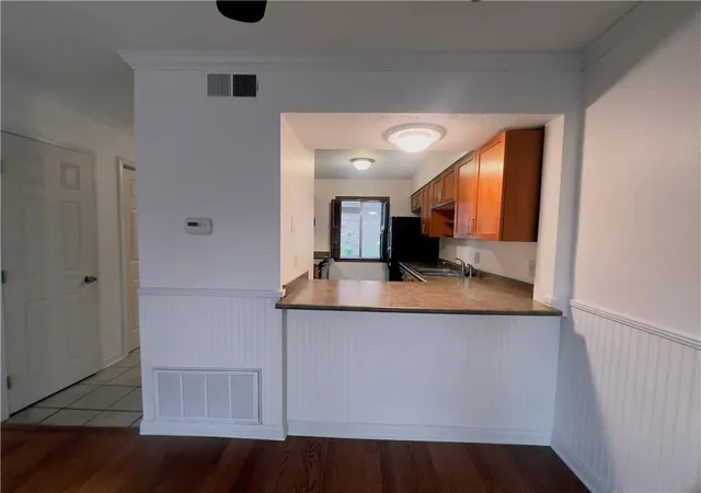 Listing Photo 5 - Condo for sale in building located at 4041 Division St, Metairie, LA 70002 - Unit #4041