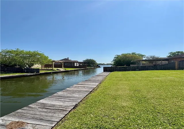 2nd image of 17361 Lake Iris Ave, Baton Rouge, LA 70817 | MLS# 2558534