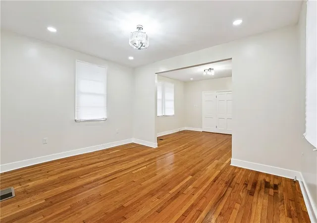 Photo 4 of Single family home for sale at 8607 S Claiborne Ave, New Orleans, LA 70118 | MLS# 2559493 | Listing updated on 2026-08-13