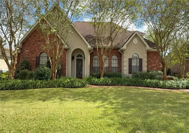 Photo 1 of Single family home for sale at 150 Primrose Dr, Belle Chasse, LA 70037 | MLS# 2560014 | Listing updated on 2026-08-19