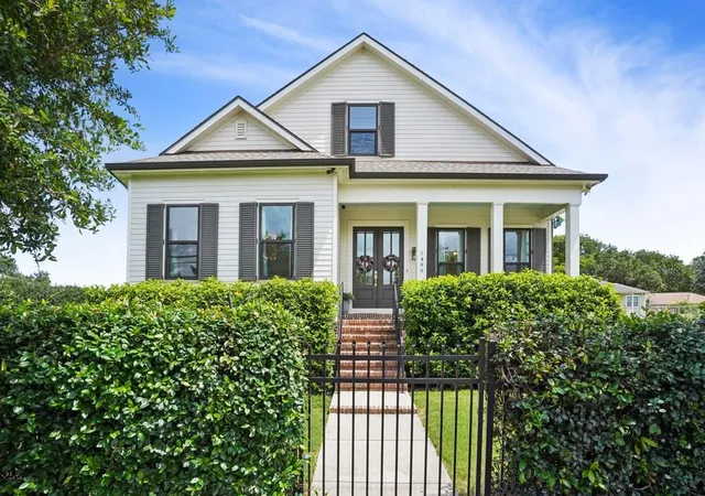 1st image of 1495 1499 Prentiss Ave, New Orleans, LA 70122 | MLS# 2560260