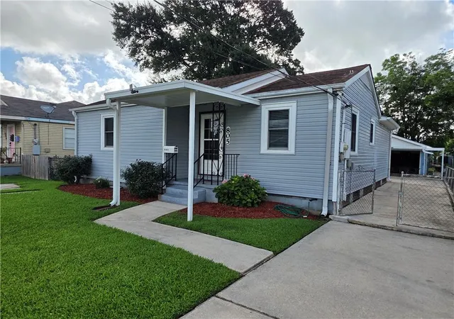 Photo 2 of Single family home for sale at 805 Cathy Ave, Metairie, LA 70003 | MLS# 2560174 | Listing updated on 2026-08-14