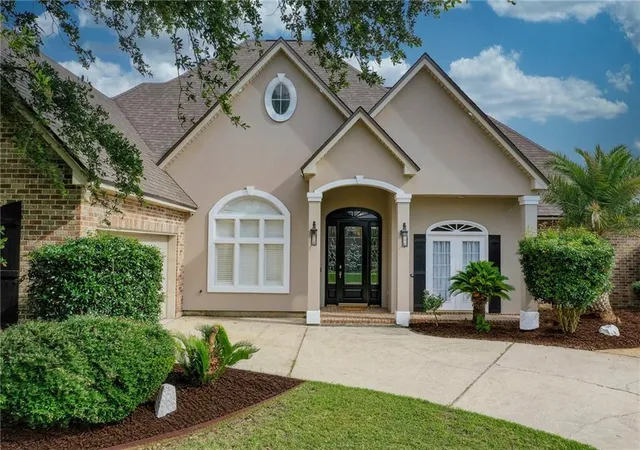 1st image of 316 W Honors Point Ct, Slidell, LA 70458 | MLS# 2559450