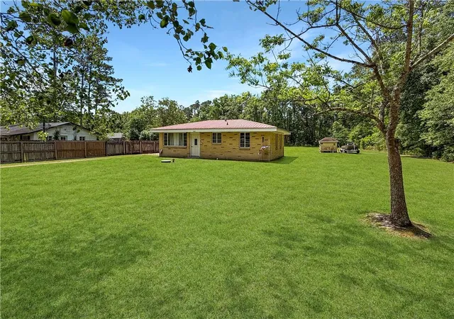 Photo 2 of Single family home for sale at 26140 Highway 190, Lacombe, LA 70445 | MLS# 2560952 | Listing updated on 2026-08-08