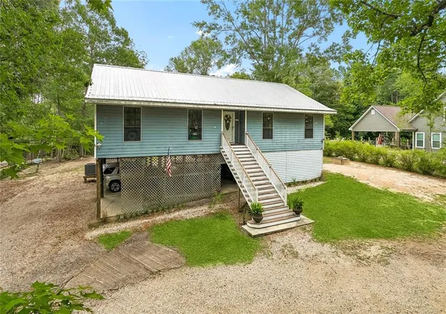 Photo 2 of Single family home for sale at 35175 Donny Rd, Pearl River, LA 70452 | MLS# 2560742 | Listing updated on 2026-08-11