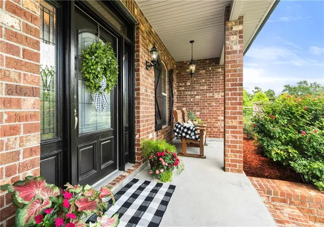 Photo 4 of Single family home for sale at 180 Pelican Pl, Belle Chasse, LA 70037 | MLS# 2561434 | Listing updated on 2026-08-23