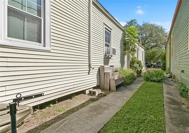 3rd image of 417 S Solomon St, New Orleans, LA 70119 | MLS# 2561533