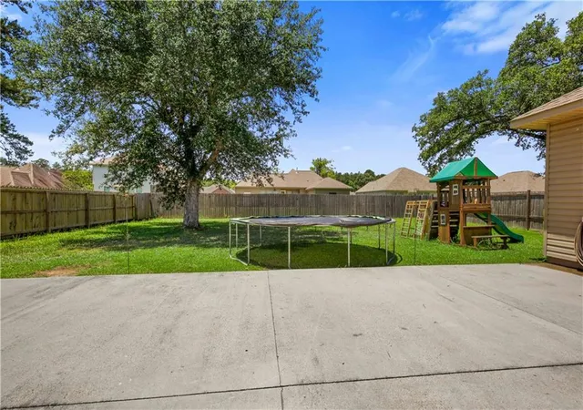 Photo 2 of Single family home for sale at 48481 Red Fox Dr, Hammond, LA 70401 | MLS# 2561651 | Listing updated on 2026-08-17